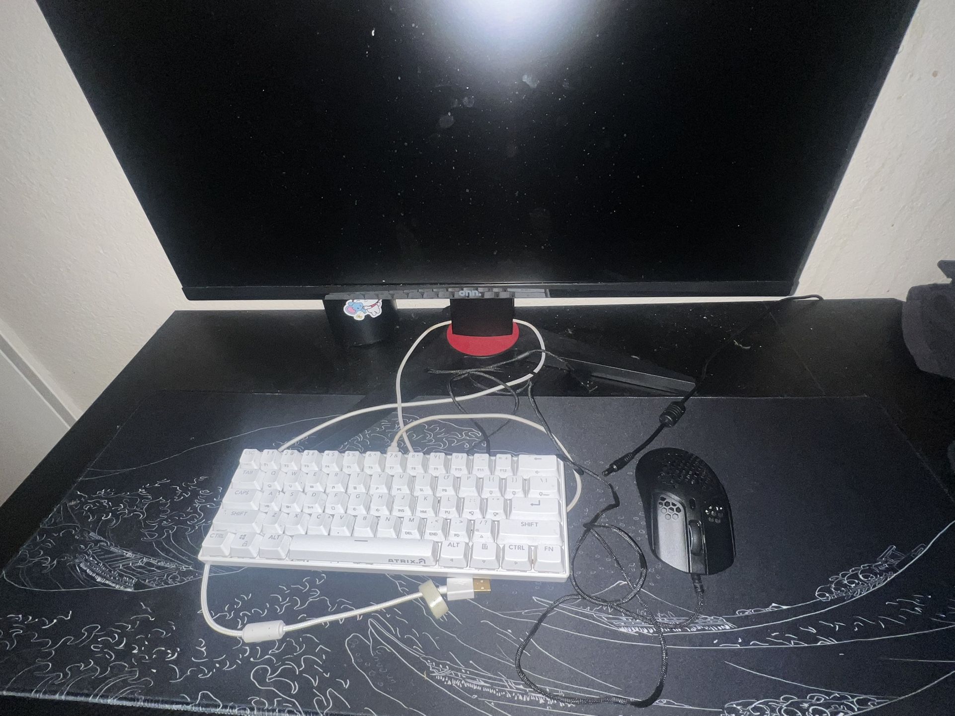 165 Hz Monitor + keyboard+ mouse