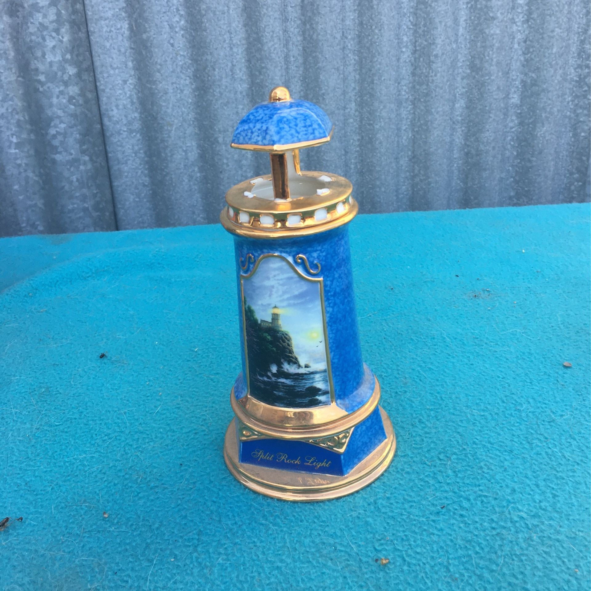 Lite Up light House