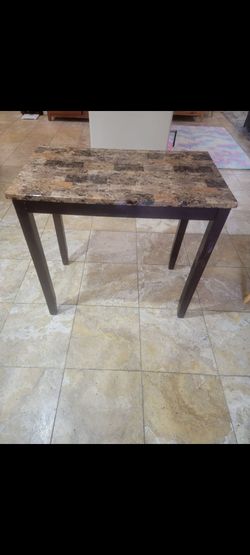 Small semi ceramic table