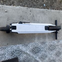 Gotrax  Smarthlon Scooter 