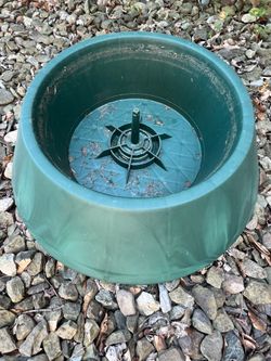 Christmas tree stand