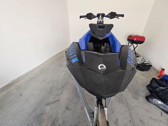 2023 Seadoo Spark trixx