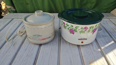 2 small crock pots