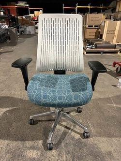 Truly. TY618 Ergonomic Office Chair – White Poly Back & Aluminum Base