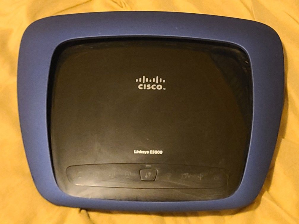 Cisco Linksys E3000 Wireless-N Router