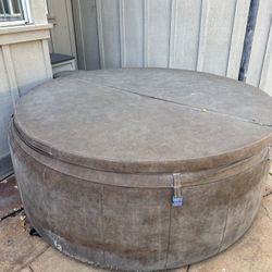 Softub Hoy Tub