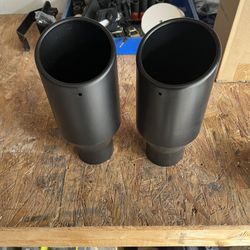 Black Exhaust Tip - 1.5 Inch to 2.0 Inch