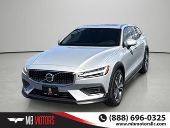 2025 Volvo V60 Cross Country