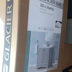 GLACIER BAY 30 in VANITY w/ Top 