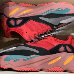 Yeezy Boost 700