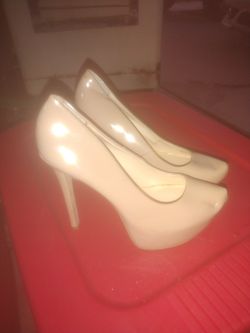 Jessica Simpson Heels