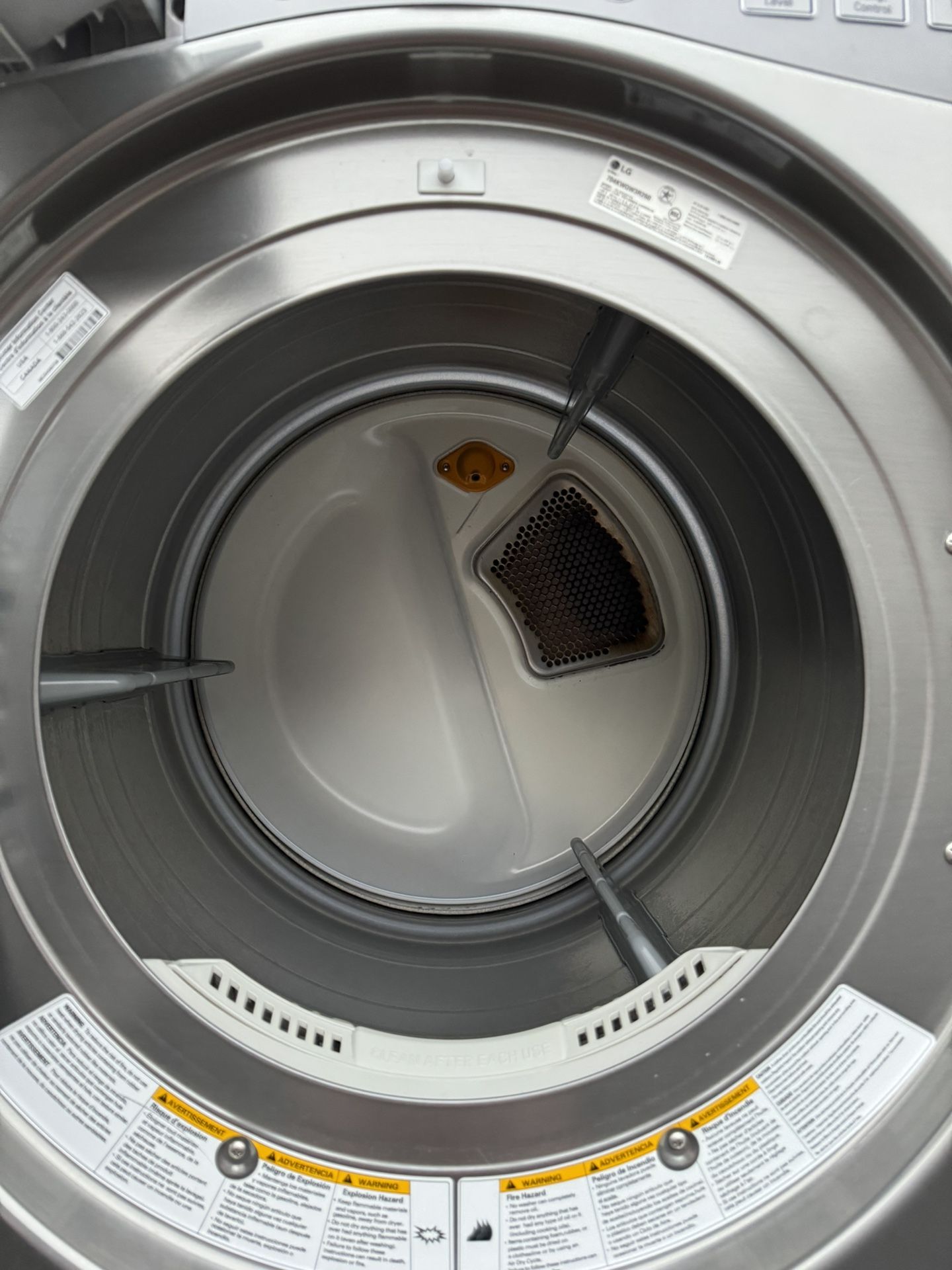 LG Washer And Dryer Gas everything is work