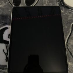 iPad Pro (12.9-inch) 5th Gen