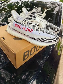 Yeezy men's 8.5 / new