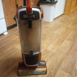 Shark Vacuum Cleaner Brand New 