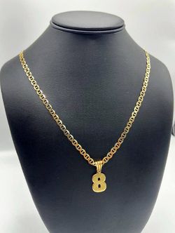 10k solid gold Mariner necklace chain with number "8" pendant made of 10k solid gold