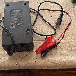 Li-ion Battery Charger