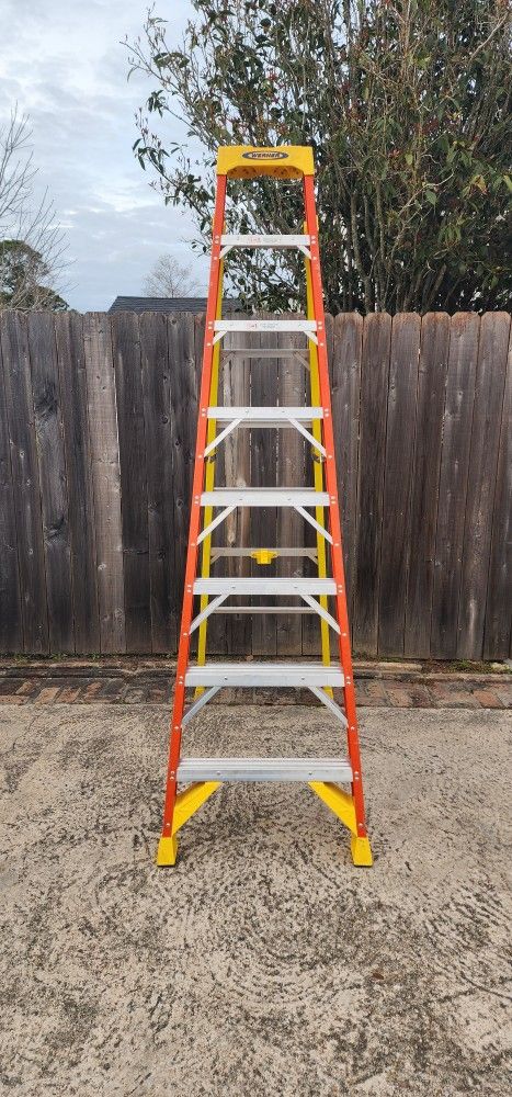 Warner 8' Laensafe Ladder
