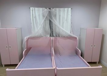 Pink bed set & closets