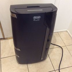 DeLonghi Works Awesome 3 In 1 Dehumidifier,Fan And Conditioner 
