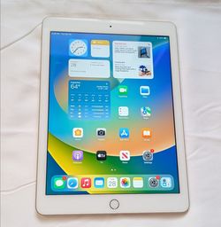 VERY NICE GOLD APPLE iPad 5 32GB WIFI $90