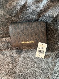 Michael kors wallet
