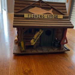 Fishing Lodge Bird House 