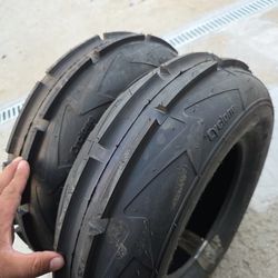 Front paddle tires