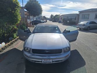2005 Ford Mustang