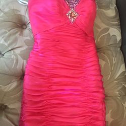 Gorgeous ‘Barbie Pink’ Mermaid Style Prom Dress