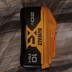 DeWalt XR 20V 10 AH lithium ion battery