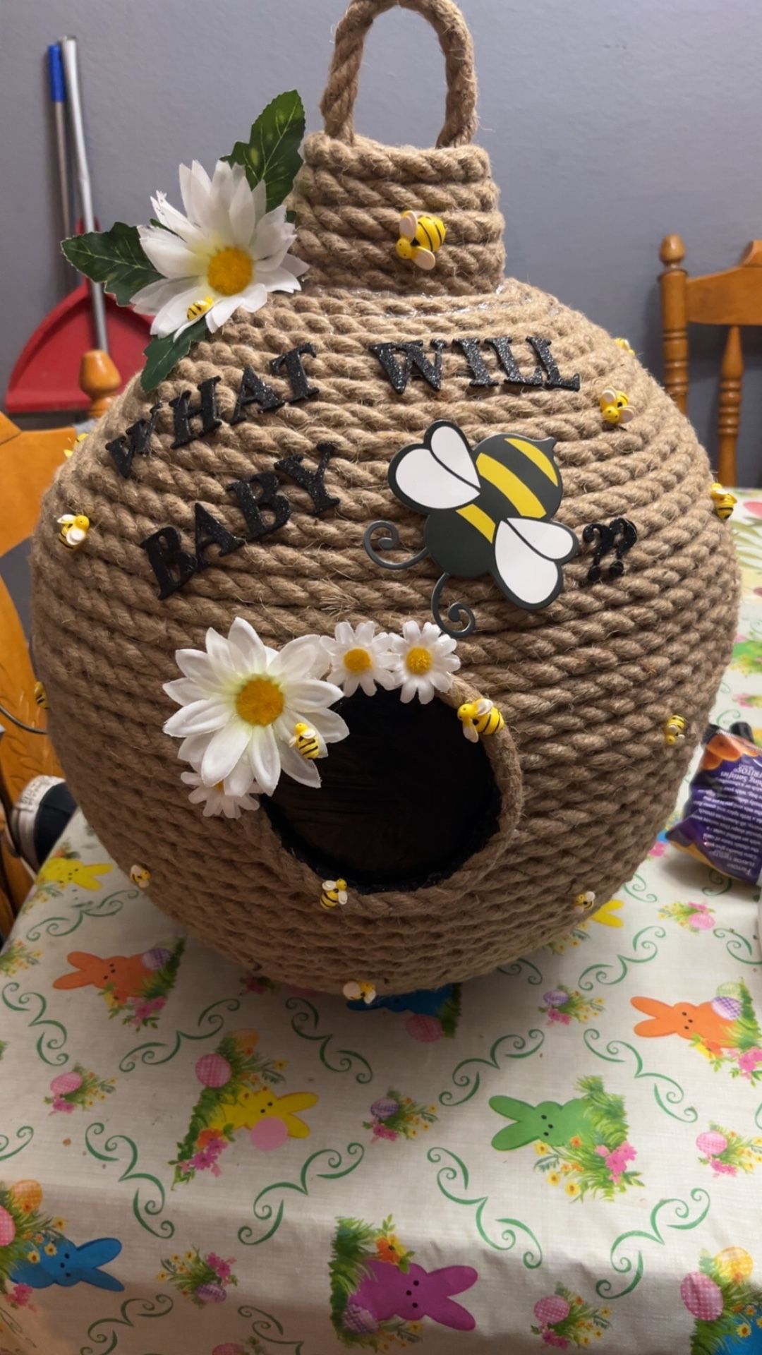 Gender Reveal hive