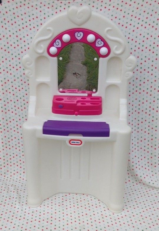 LITTLE TIKES TENDER HEARTS TALKING VANITY