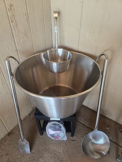 Cazo para carnitas kit completo y nuevo capacidad 130lb
