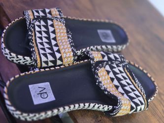 DV Dolce Vita Tribal Print Slide Sandals