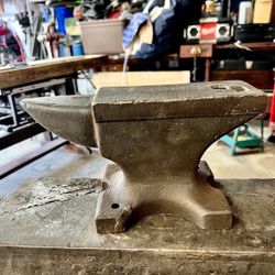 Antique 22Lbs Anvil