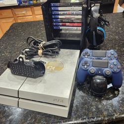 Ps4 500Gb WhiteDestiny Edition Model CUH-1215A/ 2 controllers/7games/ ChatBox/Dock Station/Cabinet