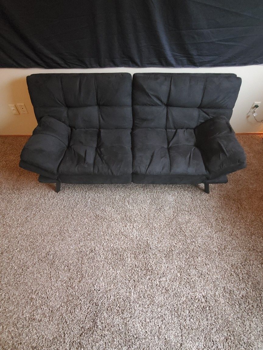 BLK Futon