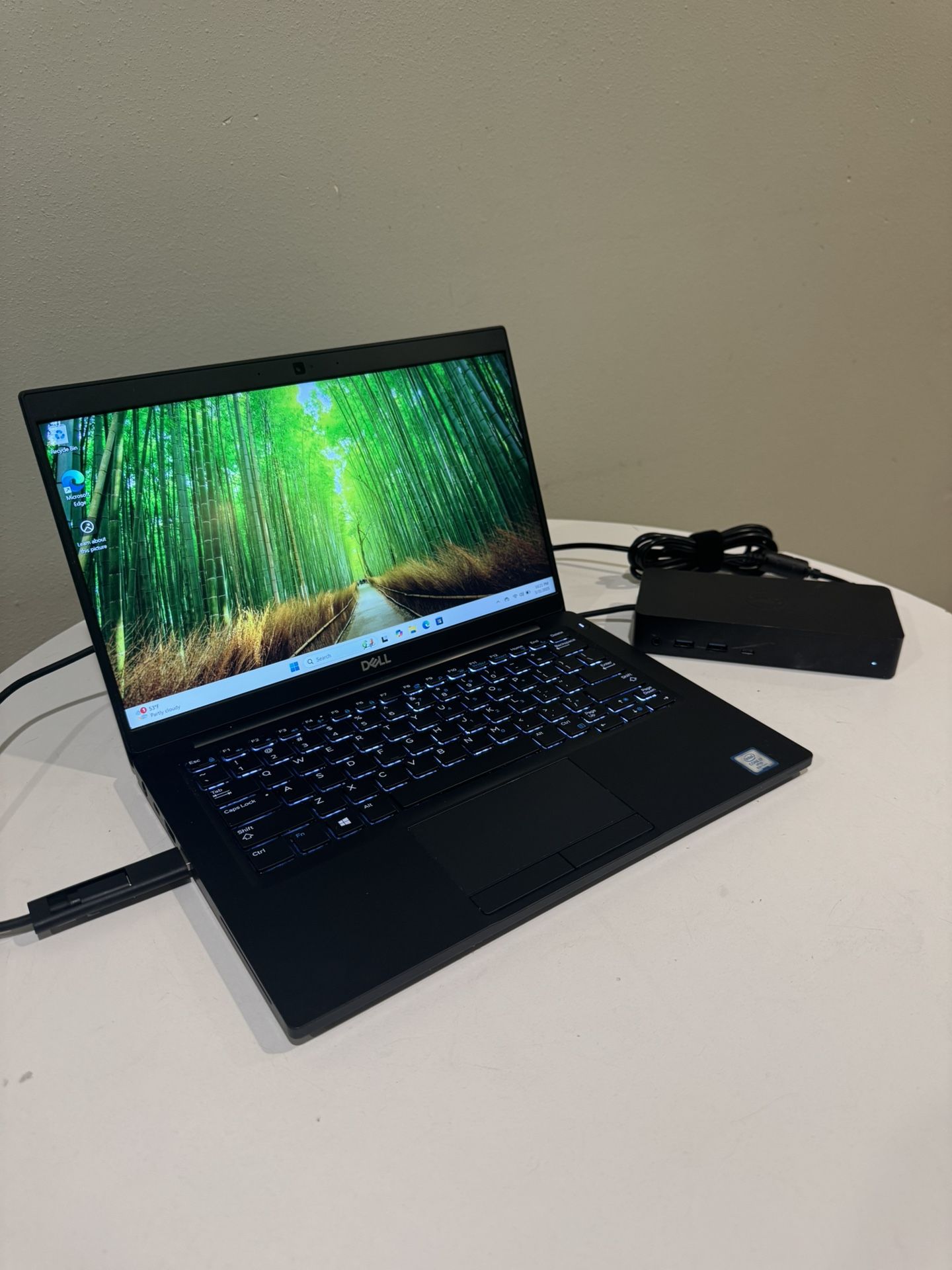 i7 8th Gen/16gb Ram Dell Laptop Computer Windows 11 PRO With Docking Station