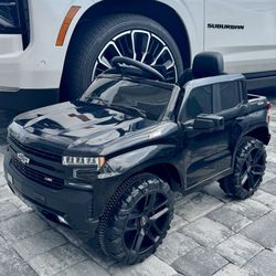 🚗 Kids Ride-On Chevrolet Silverado Truck – Black (Like New!) 🚗