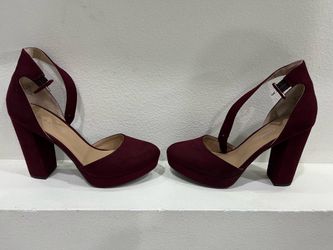 Women heels size 9