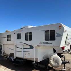 TRAILMANOR Hard-Sided Pop Up Camper (2007 Trailmanor 2619)