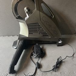 CycleOps H2 Smart Direct-Drive Indoor Bike Trainer