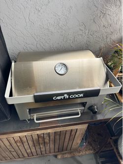 CAPT'N COOK Outdoor Pizza Oven Grill