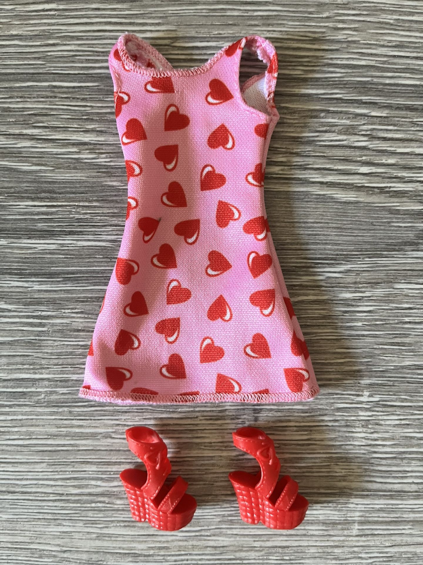 Barbie Dress and Shoes