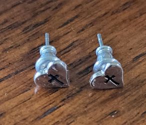 🖤 Silver Tone Heart & Black Cross Stud Earrings Gothic Y2K Jewelry