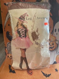 Disfras unicamente el vestido a 10 dolares es nuevo