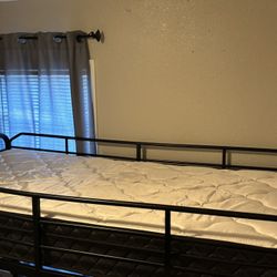 twin mattress 