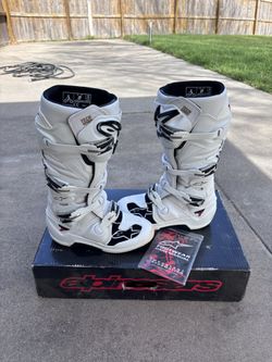 Alpinestars Tech 7 Size 8 Boots