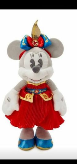 Minnie mouse main attraction